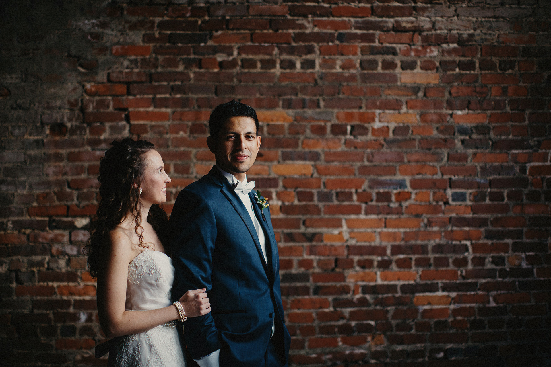 savannah bride and groom