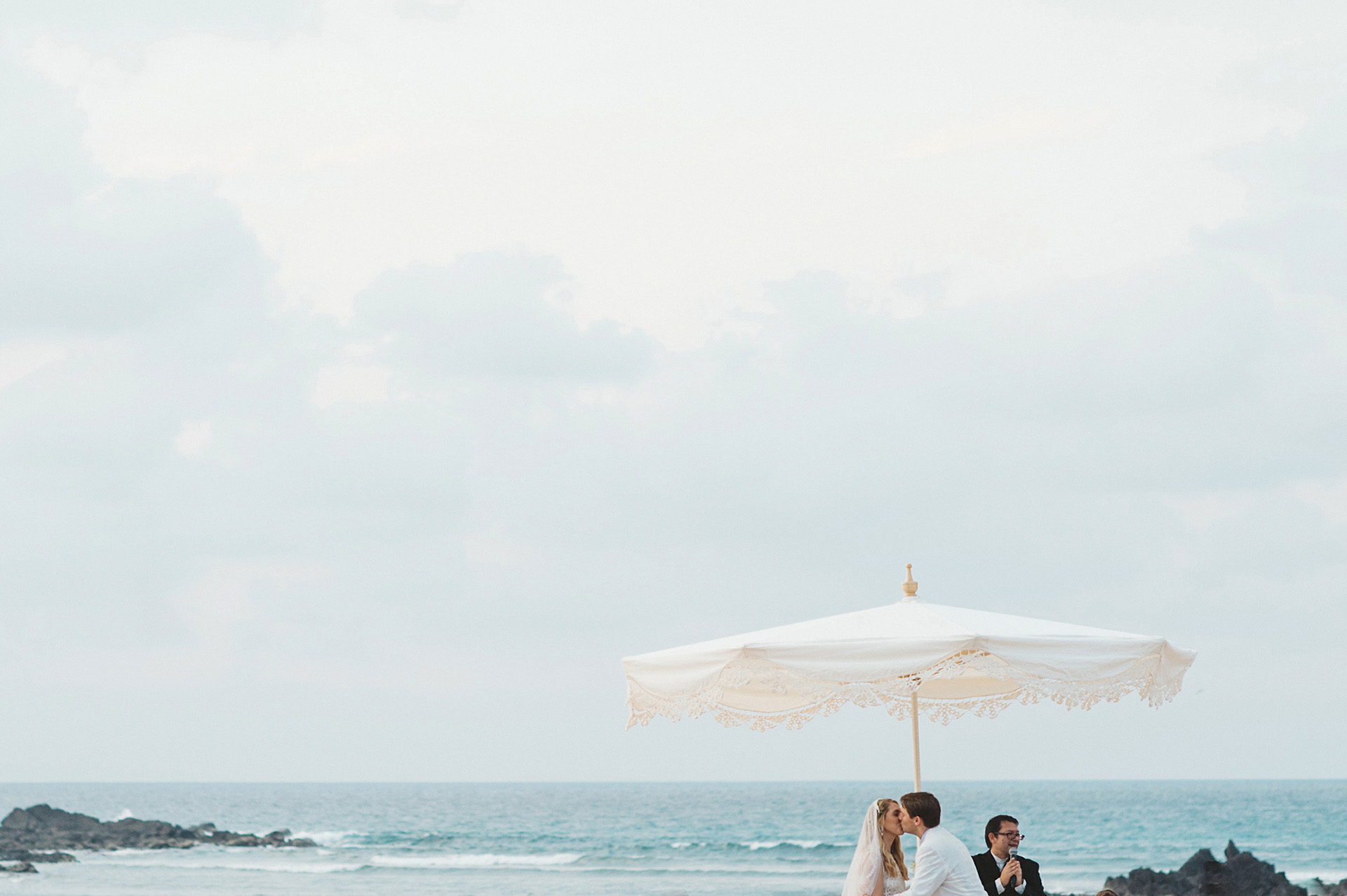 st regis beach wedding