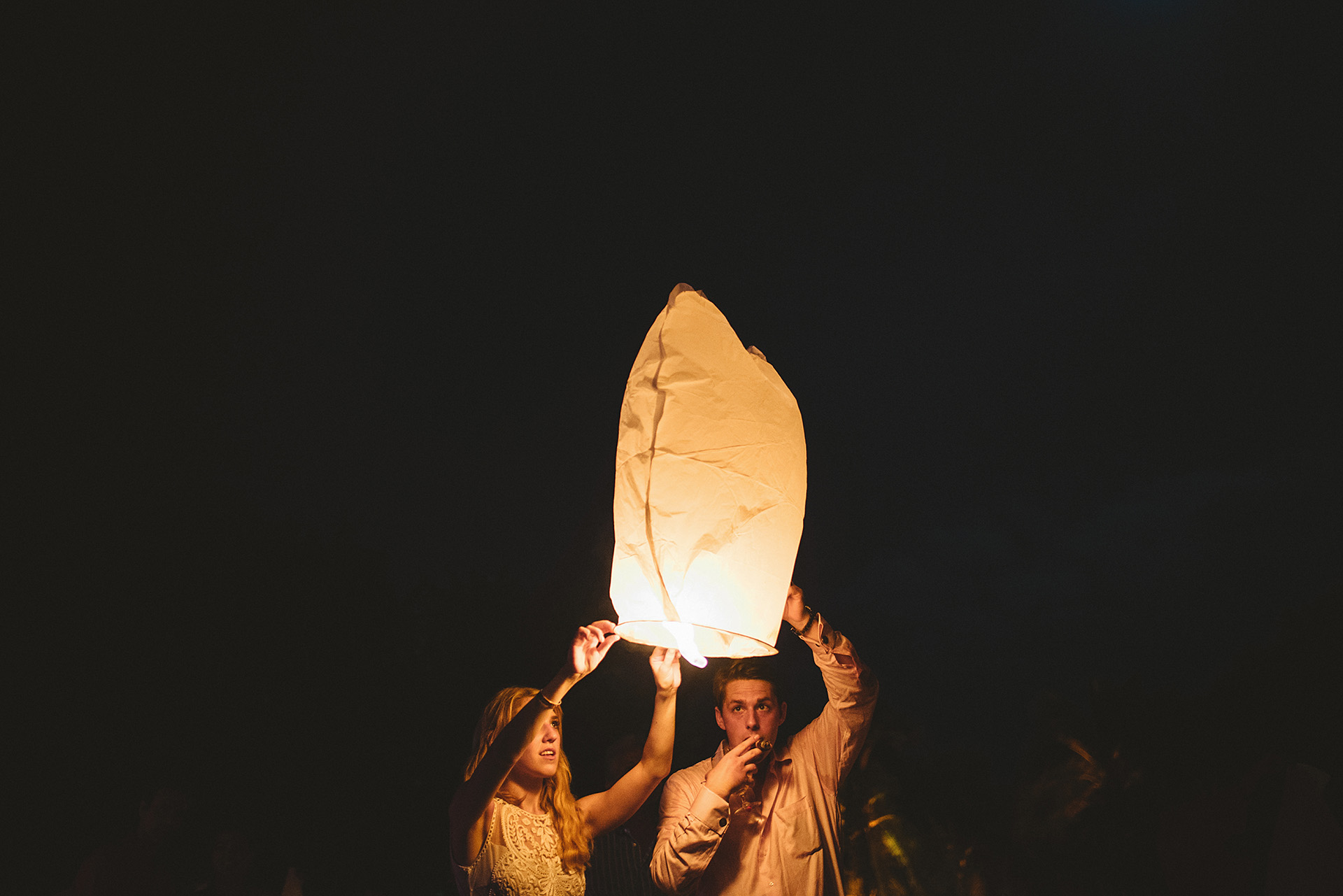 wedding flying lanterns