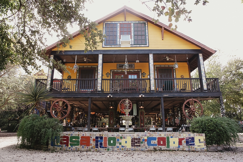 casa rio de colores