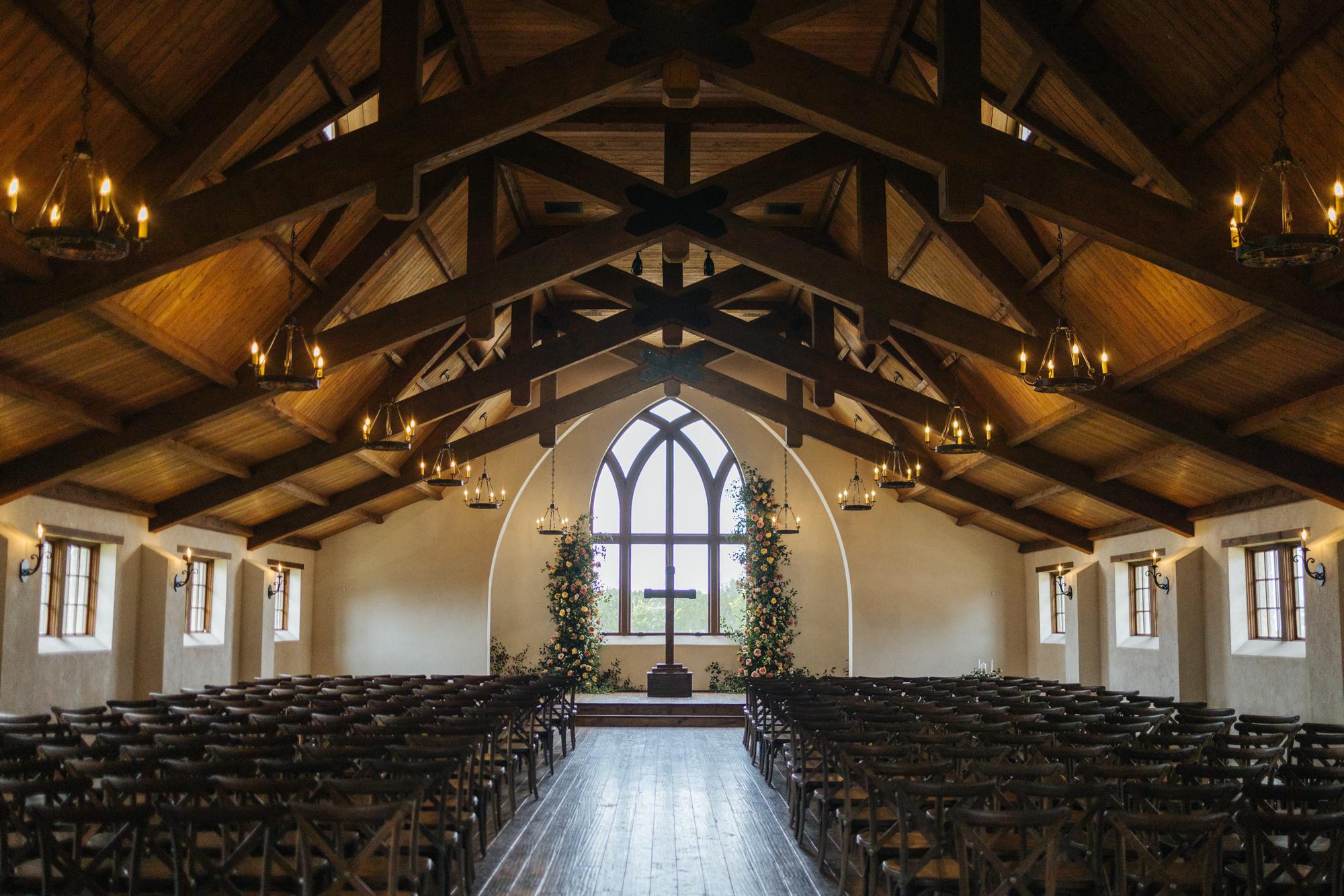 Hidden River Ranch Austin Wedding Venue